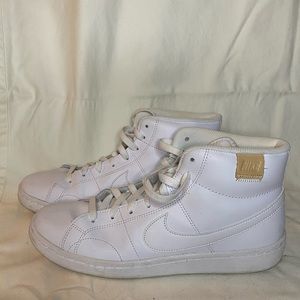 Nike Womens size 9.5 High Tops Sneakers